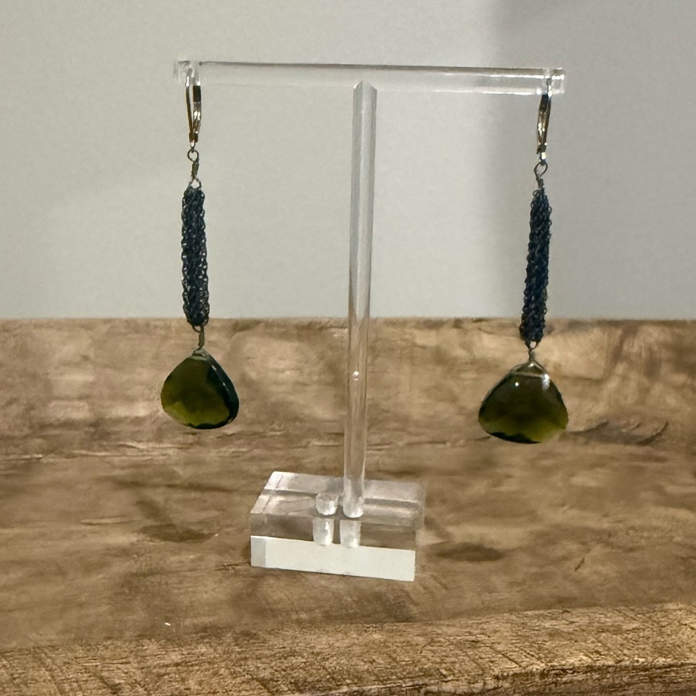 Vintage Avon Faceted Green Stone Dangle Earrings